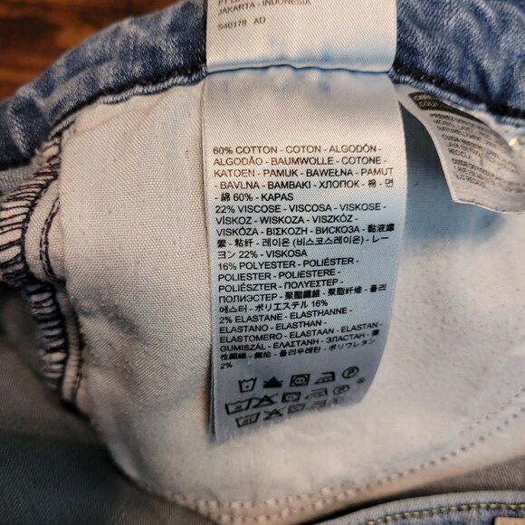 Levi's Jeans Size 14 S Mid Rise Skinny Medium Light Wash Stretch Denim Western - Picture 5 of 11